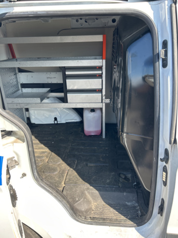 1192980-36 Ford Transit Courier -2016