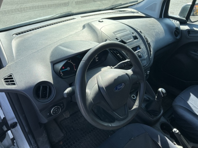 1192980-9 Ford Transit Courier -2016