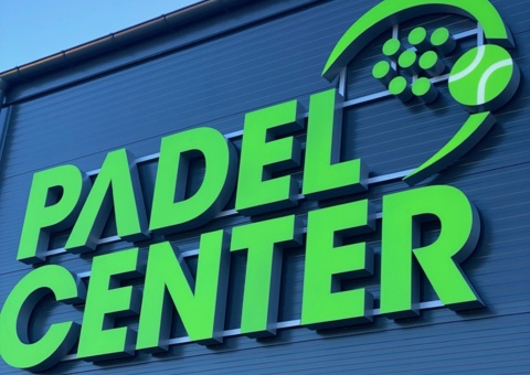 Avyttring från padelhall