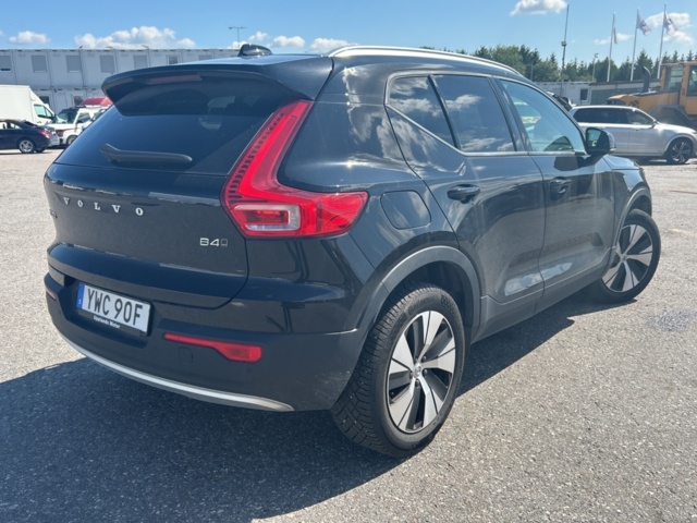 1228346-5 Volvo XC40 -2021