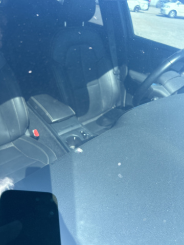 1228346-49 Volvo XC40 -2021