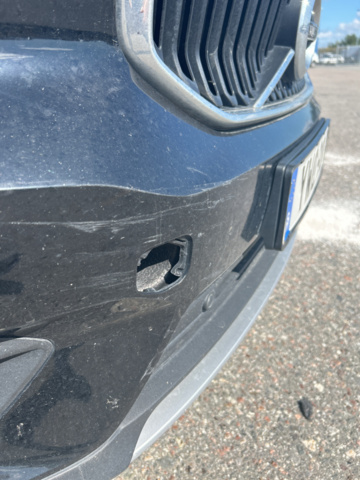 1228346-48 Volvo XC40 -2021