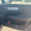 1228346-25 Volvo XC40 -2021