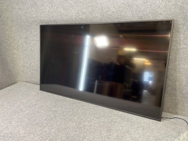 1219818-1 Samsung QB55B 55" 4K UHD Digital Signage Display