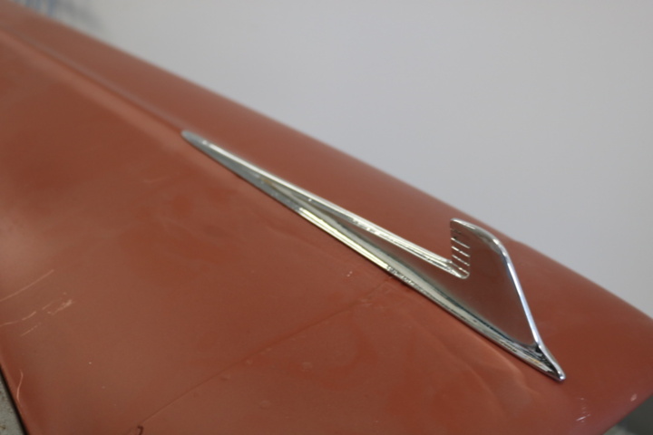 1211200-21 Front fenders and hood Chevrolet 1958. (renovation object)