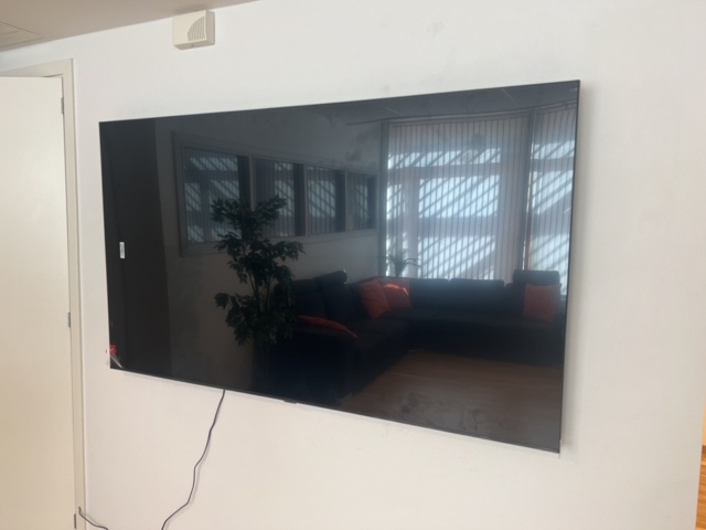 1180851-1 TV 75" - Samsung HV750QUB-F9A-99P0