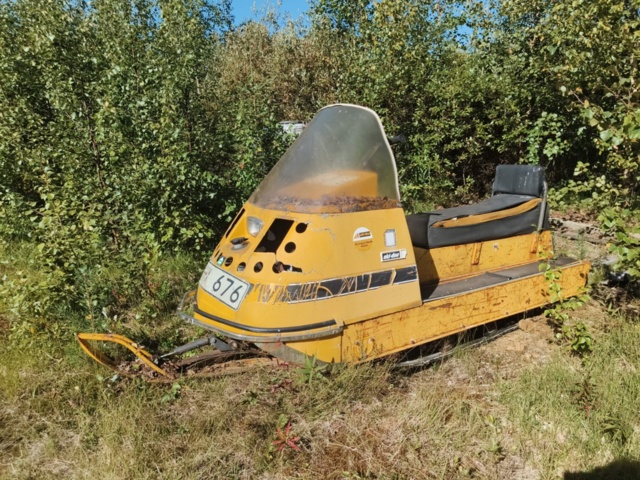 1130153-1 Skoter Ski-Doo Alpine -1970 Reparationsobjekt