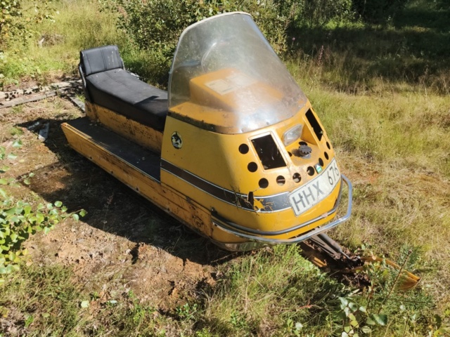 1130153-4 Skoter Ski-Doo Alpine -1970 Reparationsobjekt
