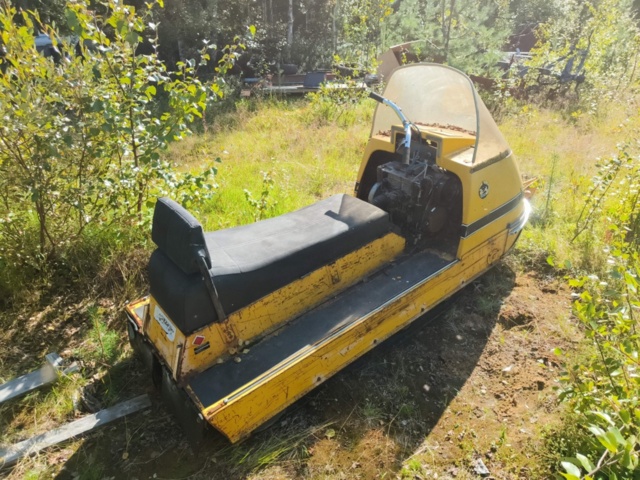 1130153-5 Skoter Ski-Doo Alpine -1970 Reparationsobjekt