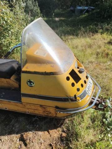 1130153-11 Skoter Ski-Doo Alpine -1970 Reparationsobjekt