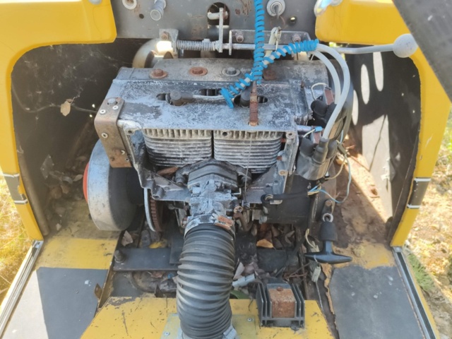 1130153-14 Skoter Ski-Doo Alpine -1970 Reparationsobjekt