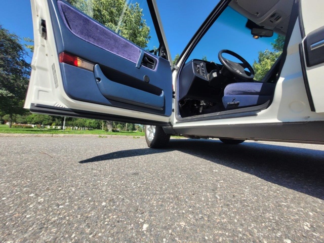 1211231-16 Saab 9000 CD -1989