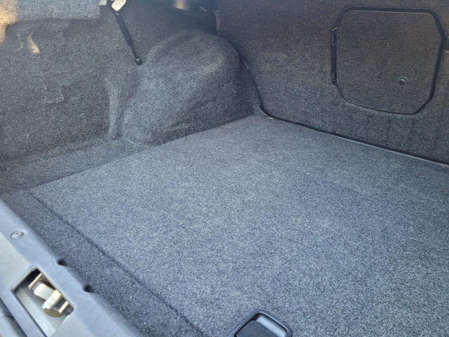 1211231-22 Saab 9000 CD -1989