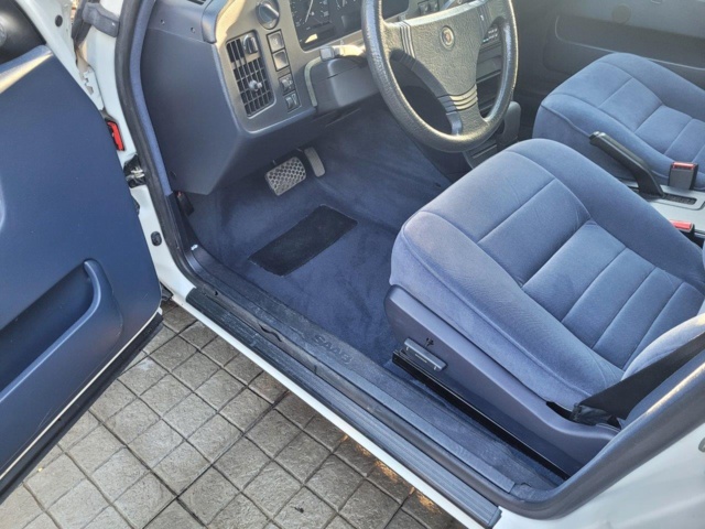 1211231-29 Saab 9000 CD -1989