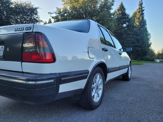 1211231-47 Saab 9000 CD -1989