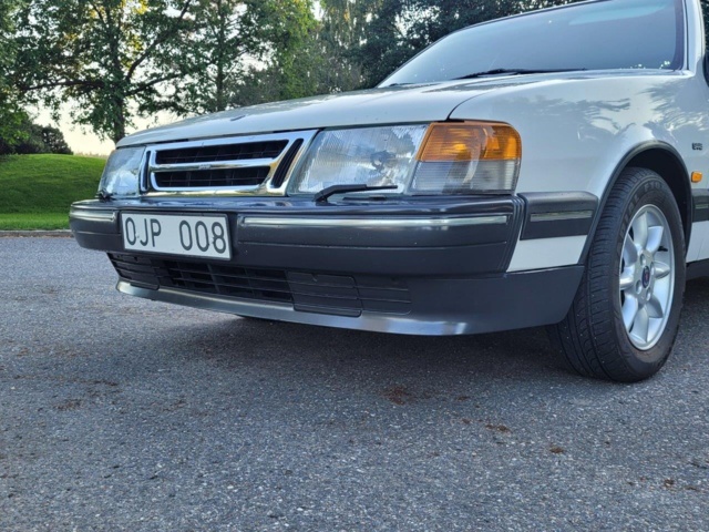 1211231-50 Saab 9000 CD -1989