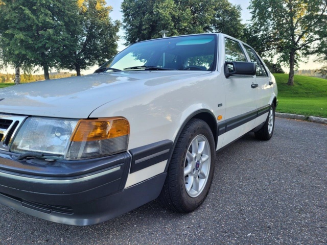 1211231-53 Saab 9000 CD -1989