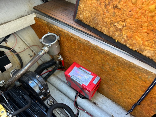 1144737-37 Fjord  725 SE, V8 270Hk