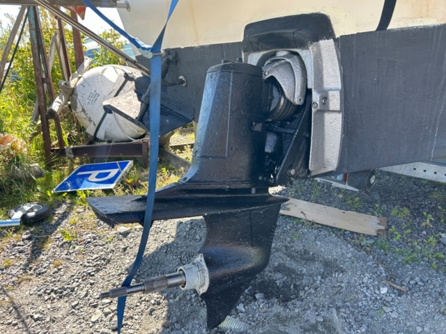 1144737-12 Fjord  725 SE, V8 270Hk