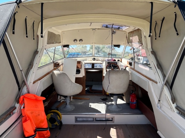 1144737-14 Fjord  725 SE, V8 270Hk