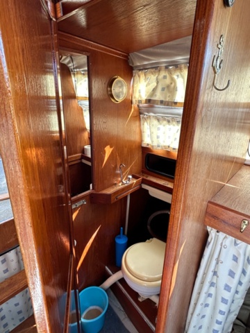 1144737-29 Fjord  725 SE, V8 270Hk