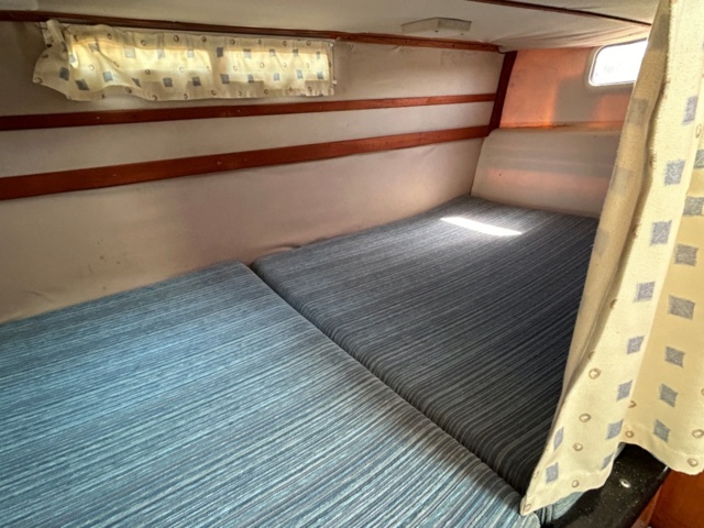 1144737-31 Fjord  725 SE, V8 270Hk