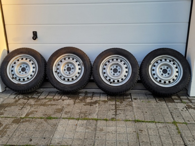1211231-70 Saab 9000 CD -1989