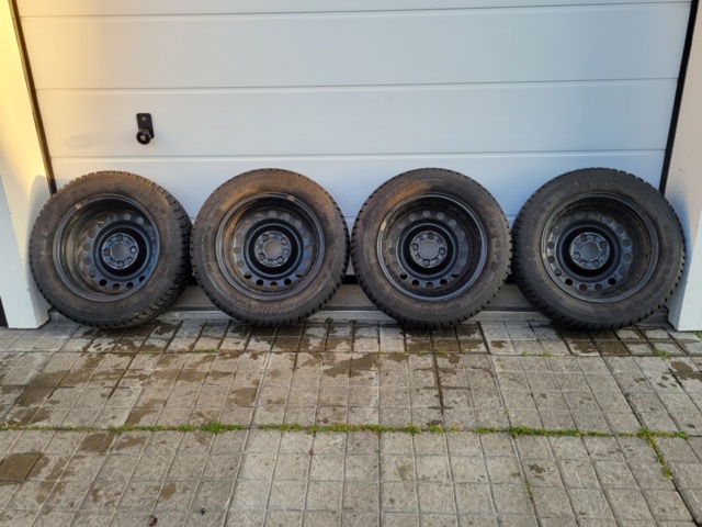 1211231-71 Saab 9000 CD -1989