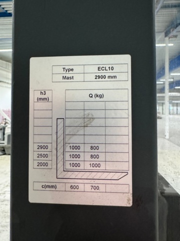 1219805-9 Intra ECL10 Electric Stacker