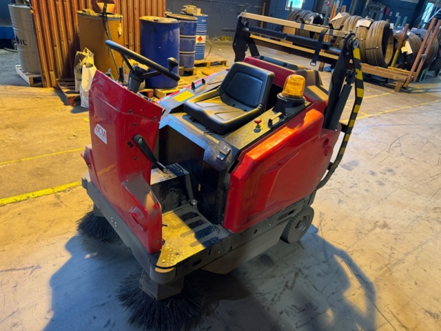 Ride-on sweeper ACM 1300 - PS Auction - We value the future - Largest ...