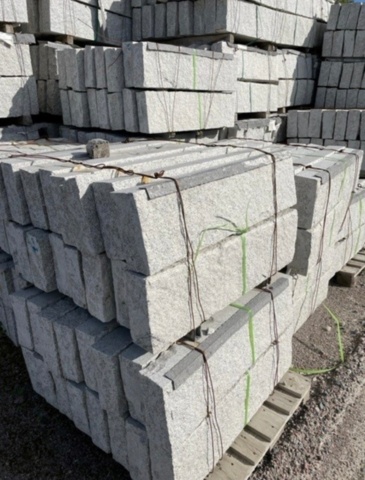 1236021-1 Curbstone RV 2 Straight Light Gray 5pc Pallet approx 15m/pallet
