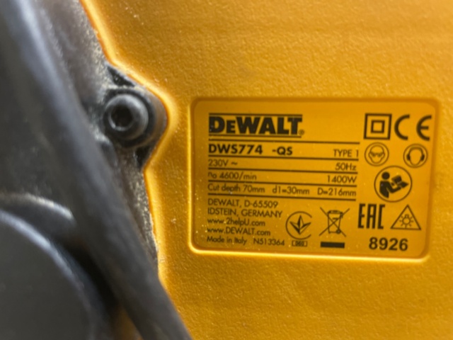 1224170-3 Cut & miter saw DeWalt DWS 774 with stand