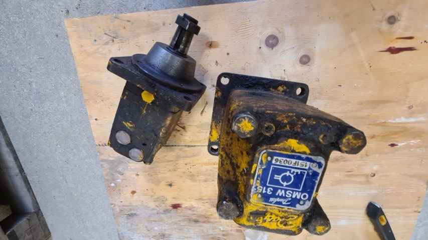 1068831-1 Samling hydraulmotorer / pumpar