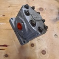 1068831-3 Samling hydraulmotorer / pumpar