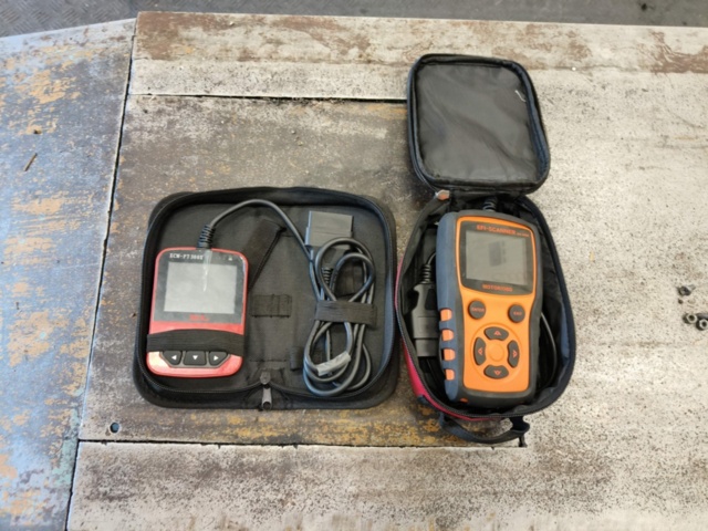 1130166-1 Two diagnostic tools