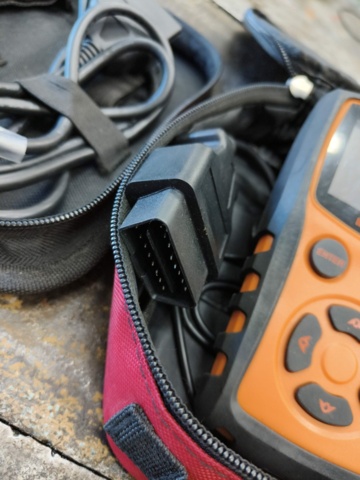 1130166-4 Two diagnostic tools