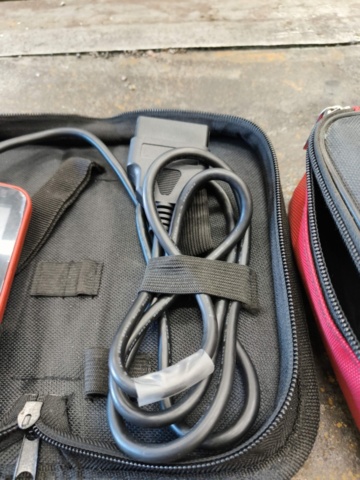 1130166-10 Two diagnostic tools