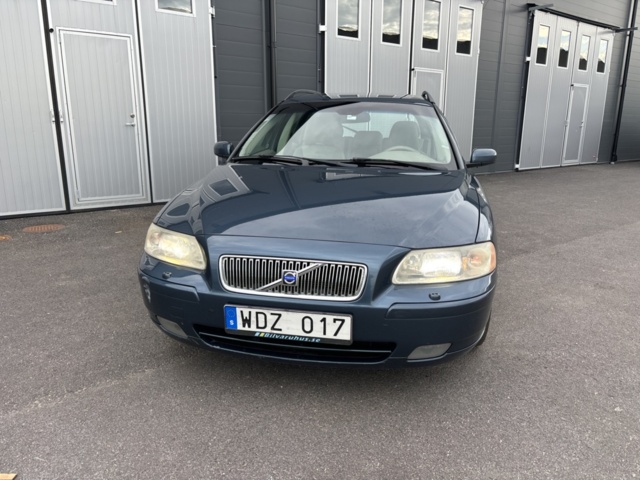 1234633-3 Volvo V70 -2005