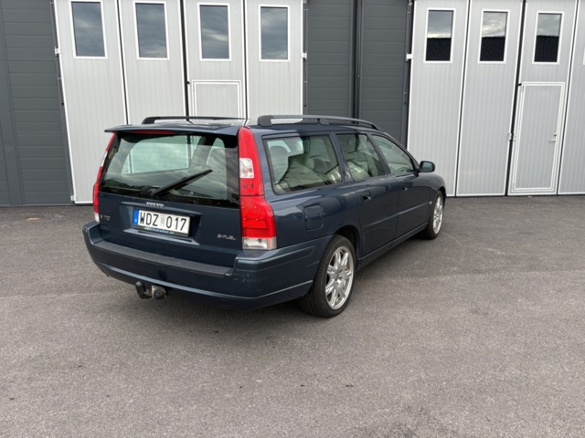 1234633-5 Volvo V70 -2005