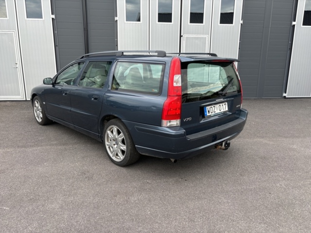 1234633-7 Volvo V70 -2005