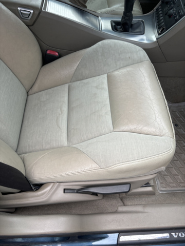 1234633-14 Volvo V70 -2005