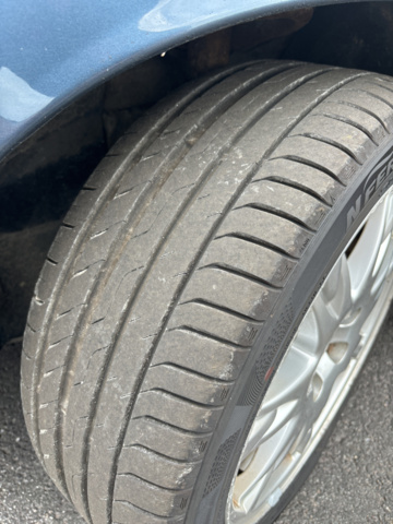 1234633-25 Volvo V70 -2005