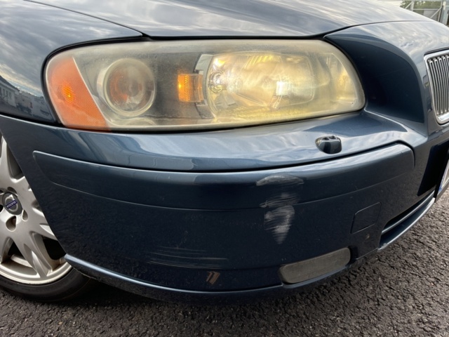 1234633-29 Volvo V70 -2005