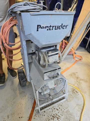 1175003-1 Pentruder wall saw
