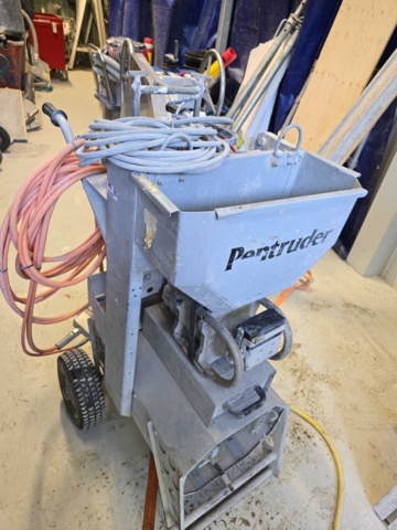 1175003-10 Pentruder wall saw