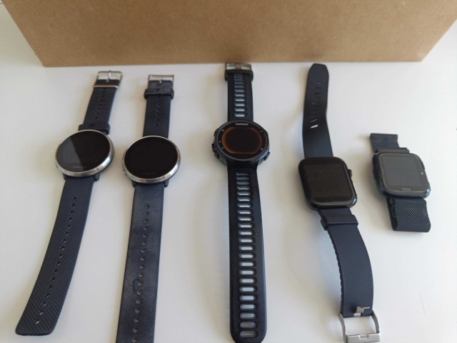 1130350-1 5st smartwatches av blandade märken