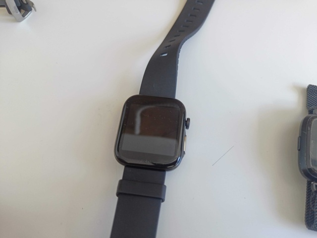 1130350-8 5st smartwatches av blandade märken