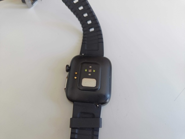 1130350-9 5st smartwatches av blandade märken