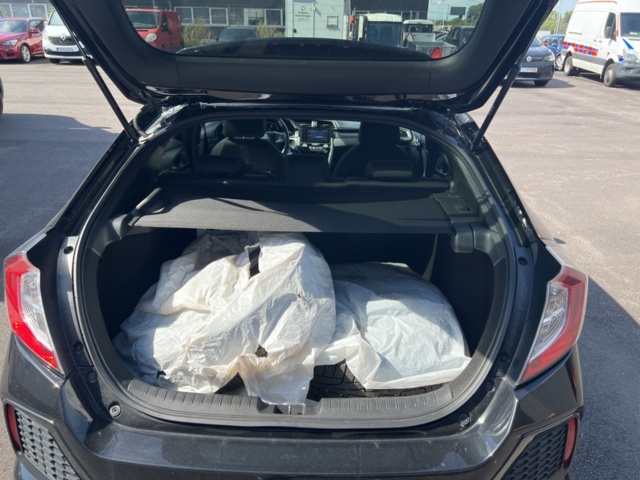 1205480-18 Honda Civic 5-door -2017