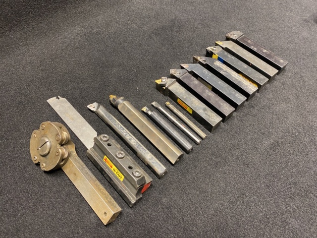 1233617-3 Lathe tool 25x25 socket